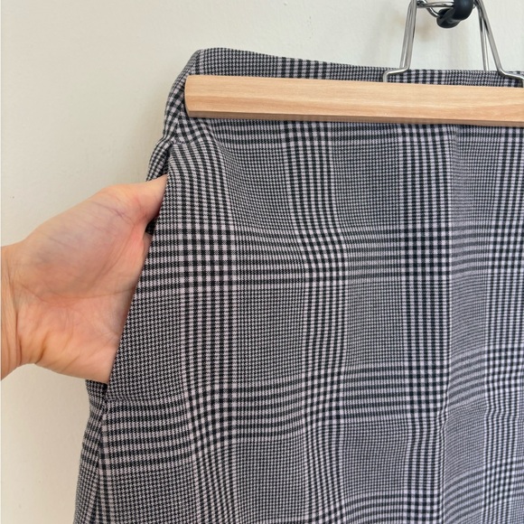 Wilfred Plaid Mini Skirt with Pockets - Picture 3 of 7
